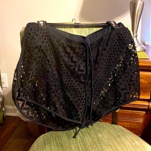 NWOT Bathing Suit Beach Shorts, Black, Sz. L, Drawstring Waist